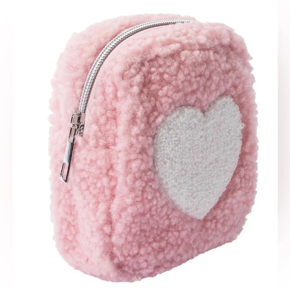 NEW!! Icon Plush Sherpa Heart Travel Cosmetic Bag- Pink (NWT)